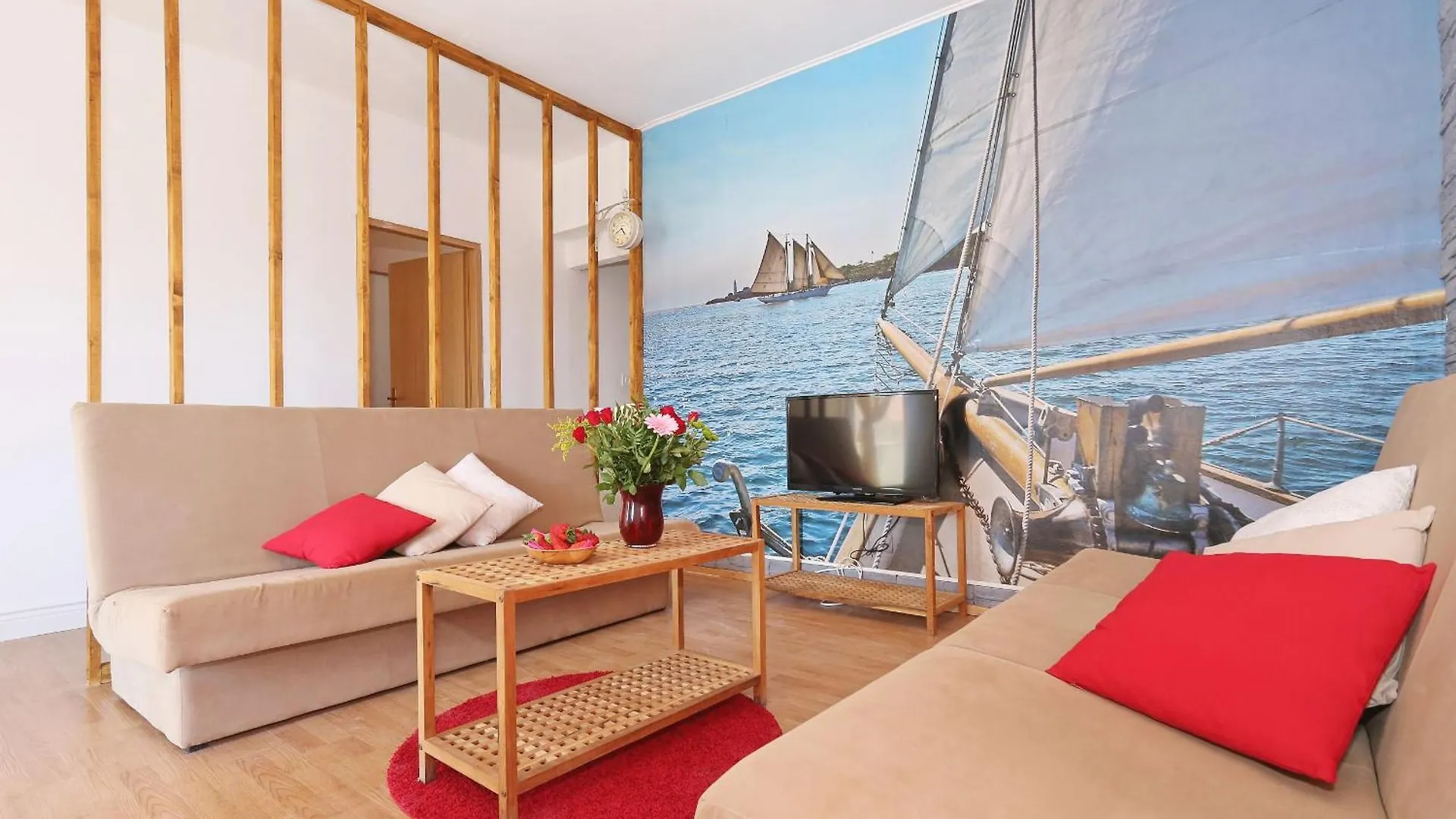 Holiday Home Luka-Sauna & Jacuzzi Privlaka